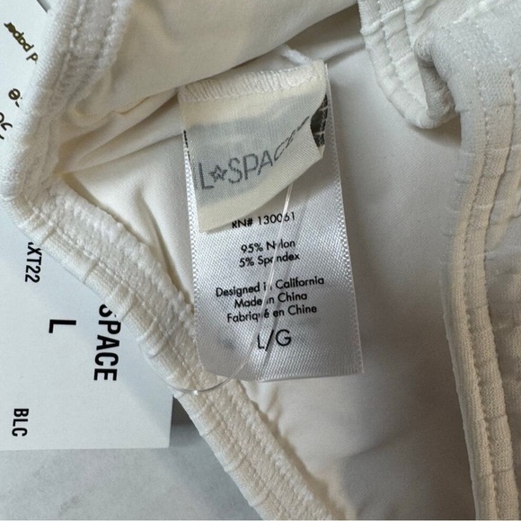 L*Space Axel One Shoulder Crop Bikini Swim
Top White Black NWT Size Large - Picture 5 of 5